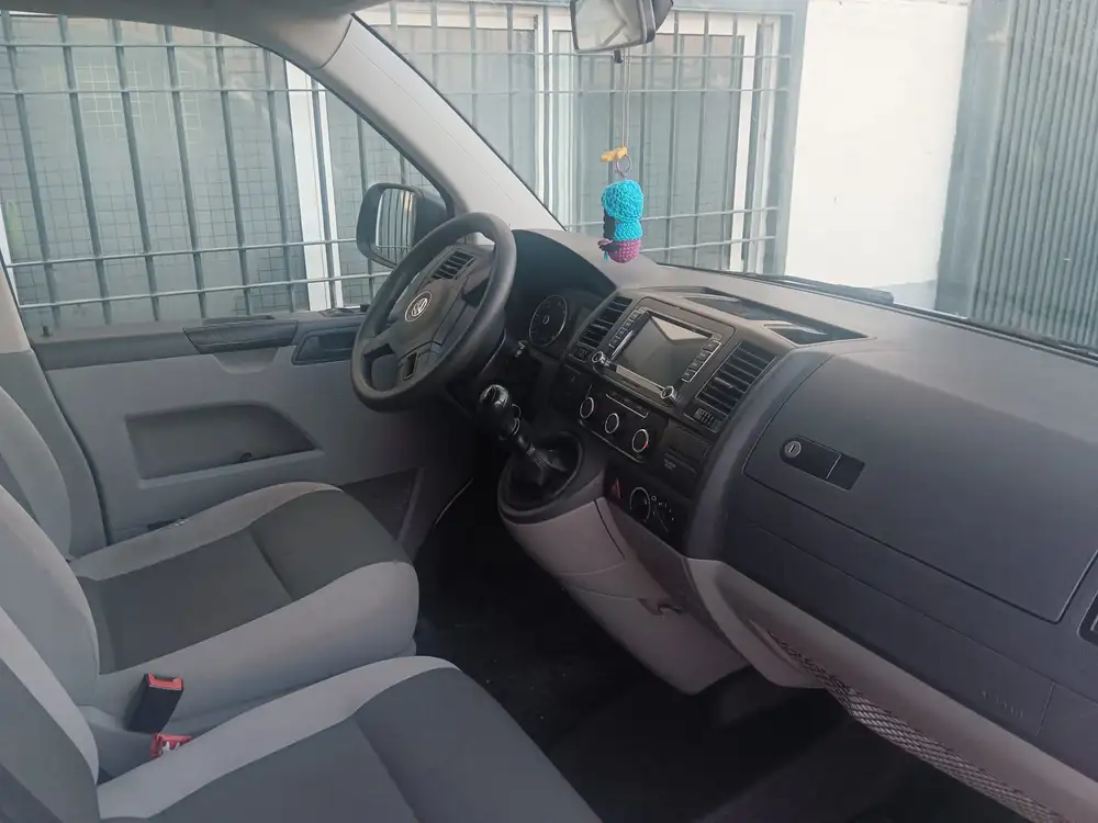 VOLKSWAGEN transporter