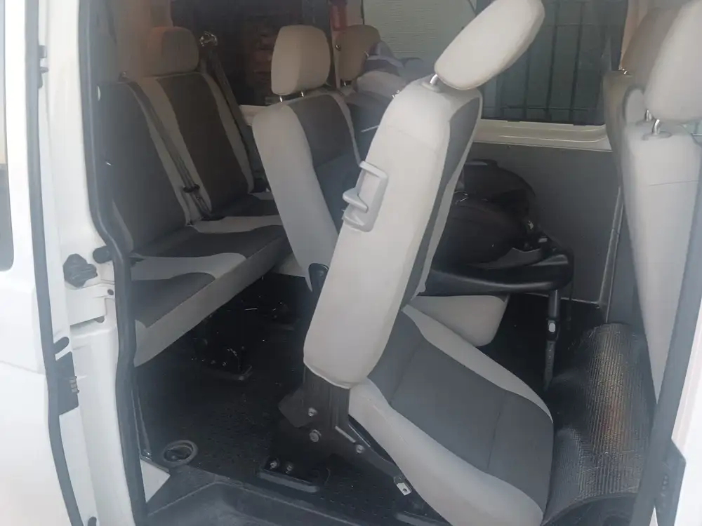 VOLKSWAGEN transporter