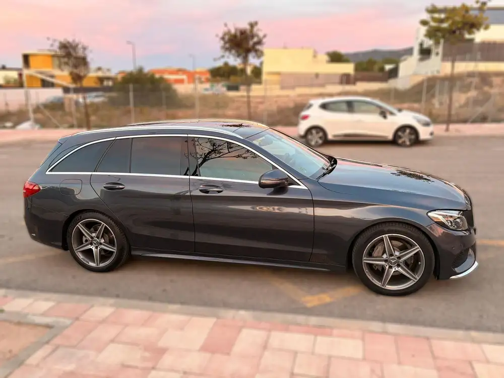 MERCEDES clase c