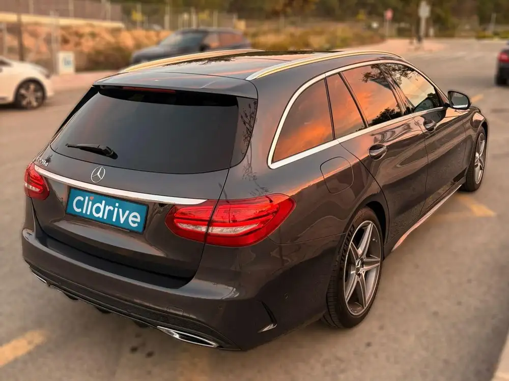 MERCEDES clase c