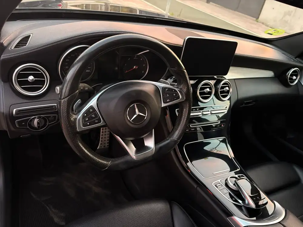 MERCEDES clase c