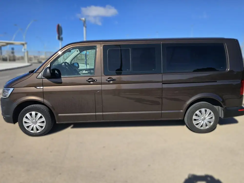 VOLKSWAGEN caravelle