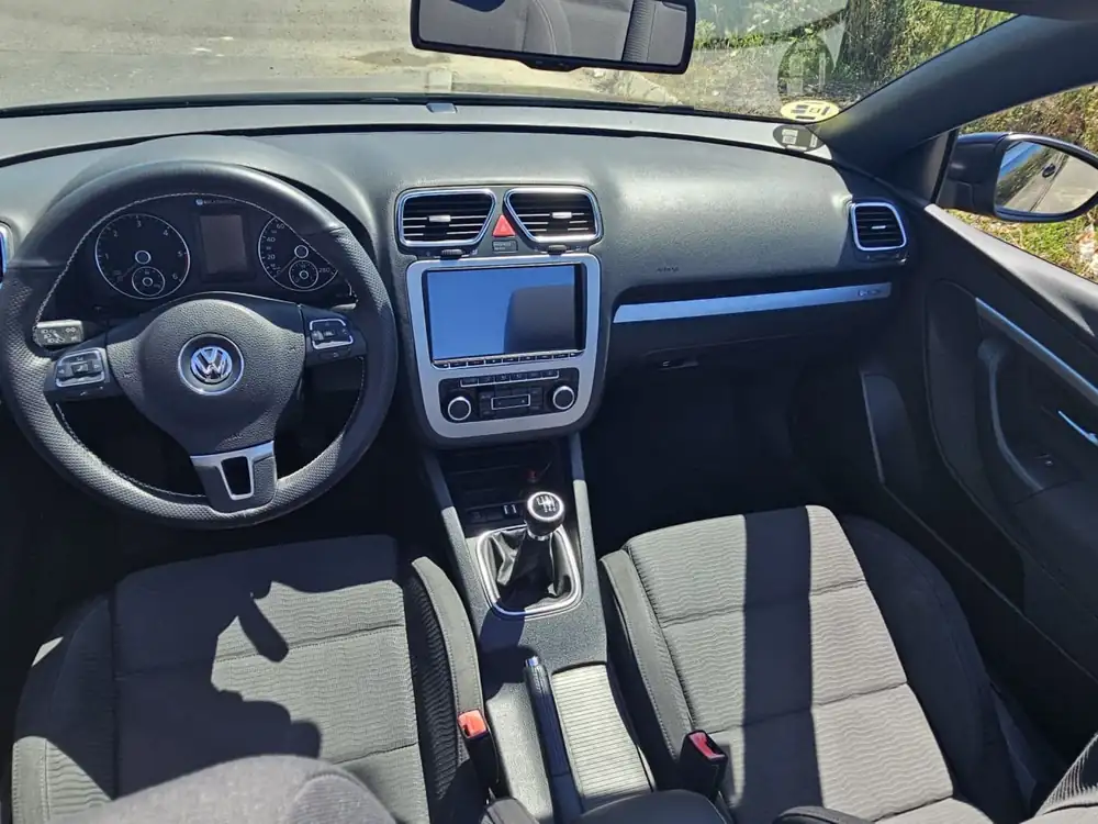 VOLKSWAGEN eos