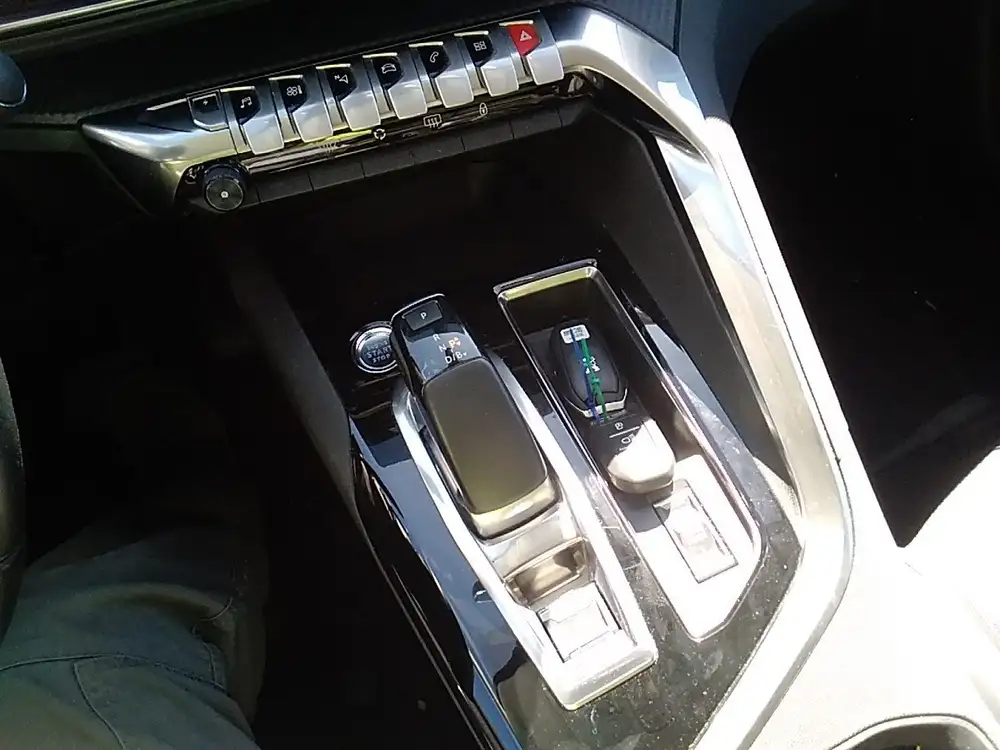 PEUGEOT 3008 - Foto 11 | Clidrive