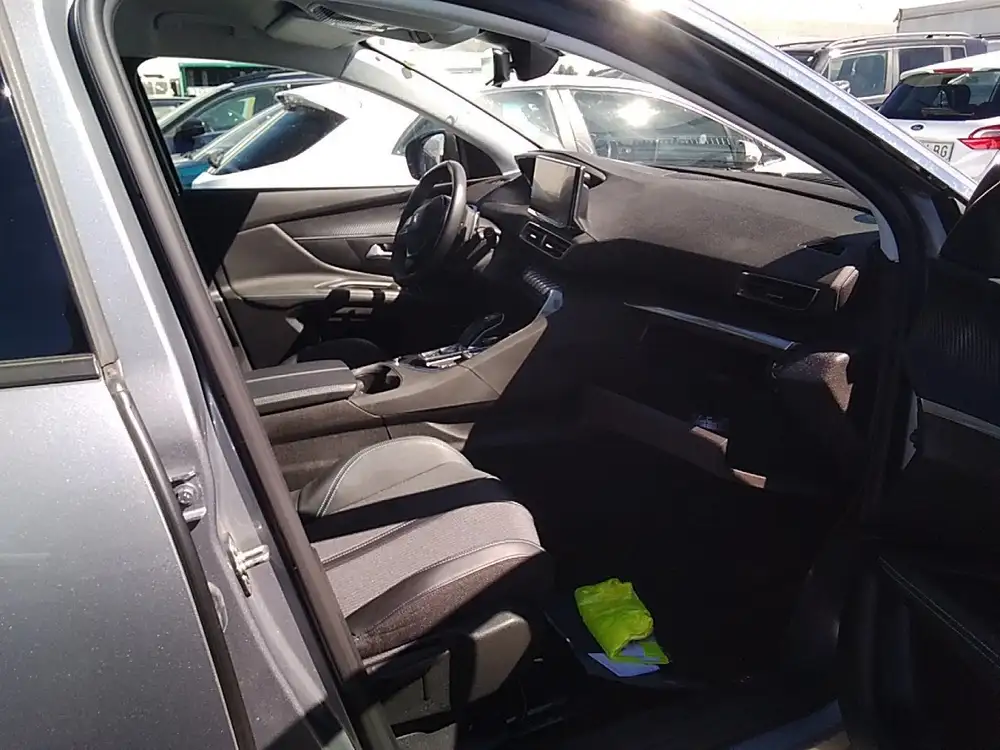 PEUGEOT 3008 - Foto 12 | Clidrive