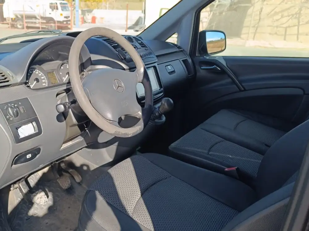 MERCEDES vito