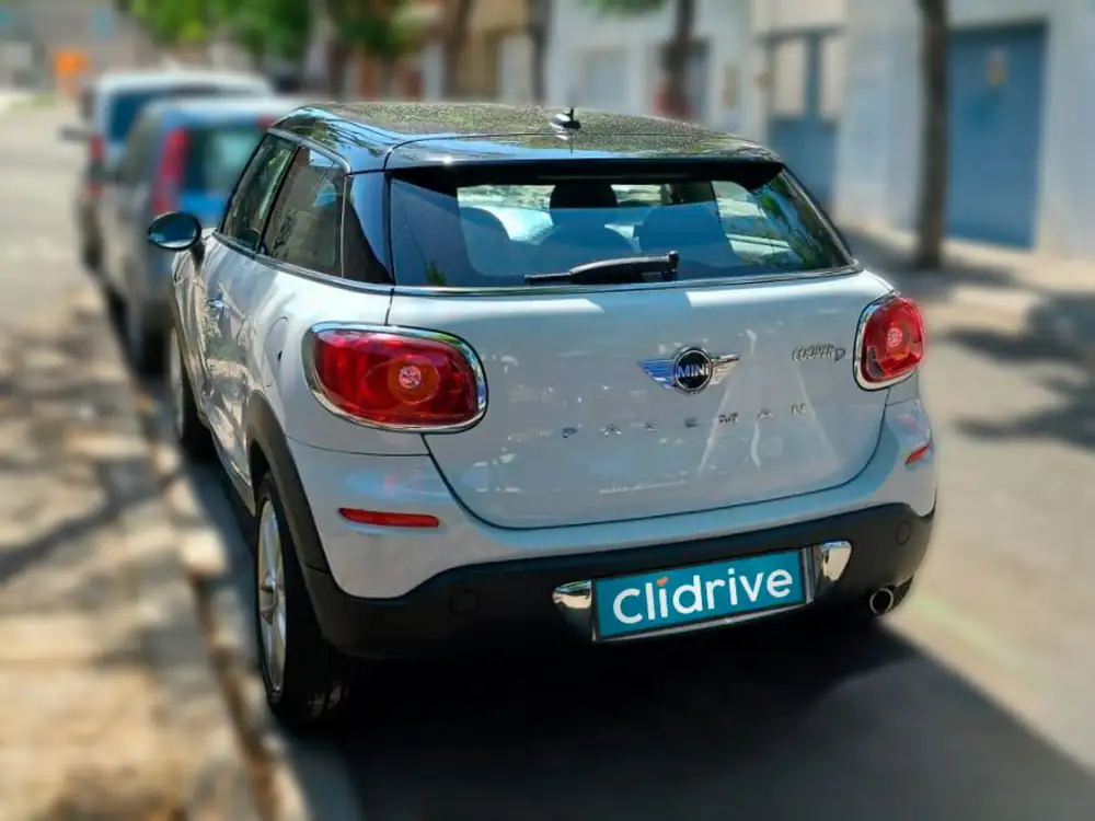 MINI paceman