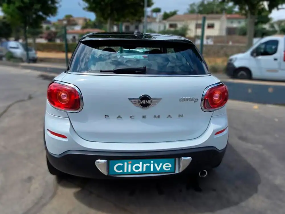 MINI paceman