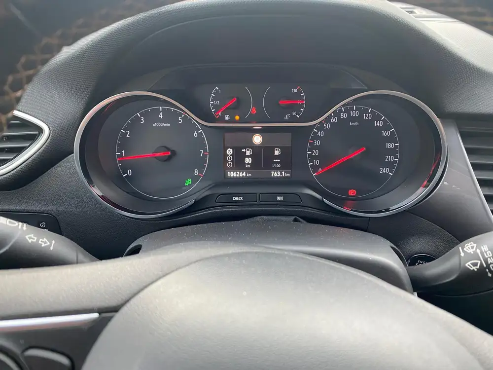 OPEL crossland x