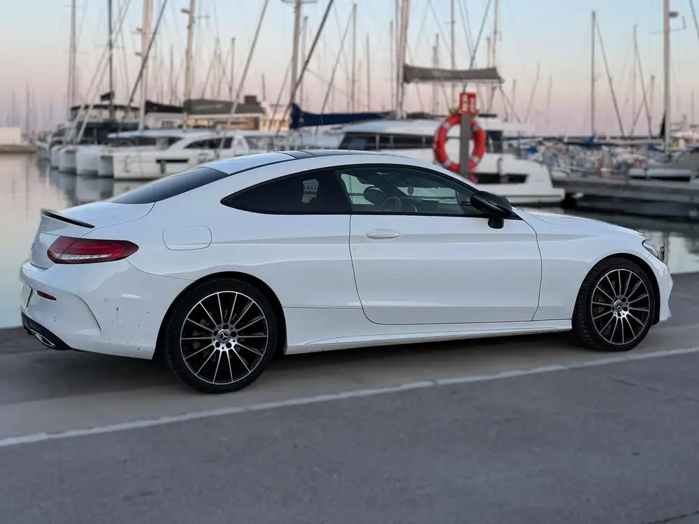 MERCEDES clase c
