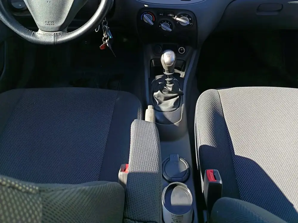 KIA rio - Foto 12 | Clidrive