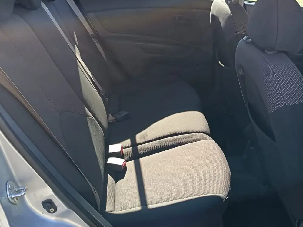 KIA rio - Foto 13 | Clidrive