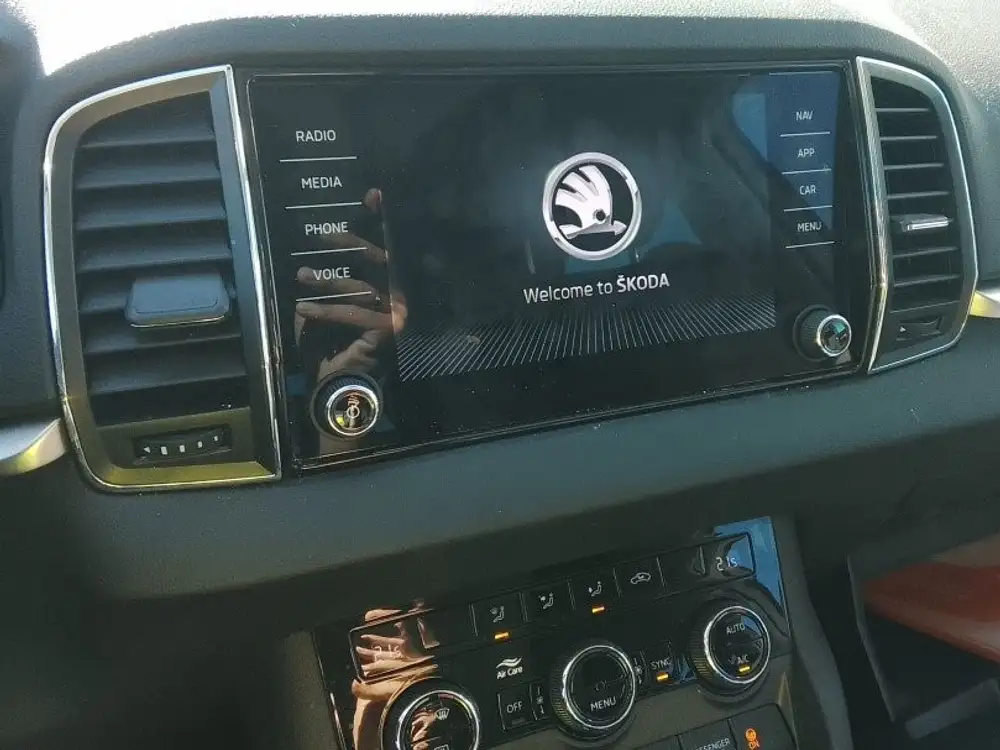 SKODA karoq - Foto 9 | Clidrive