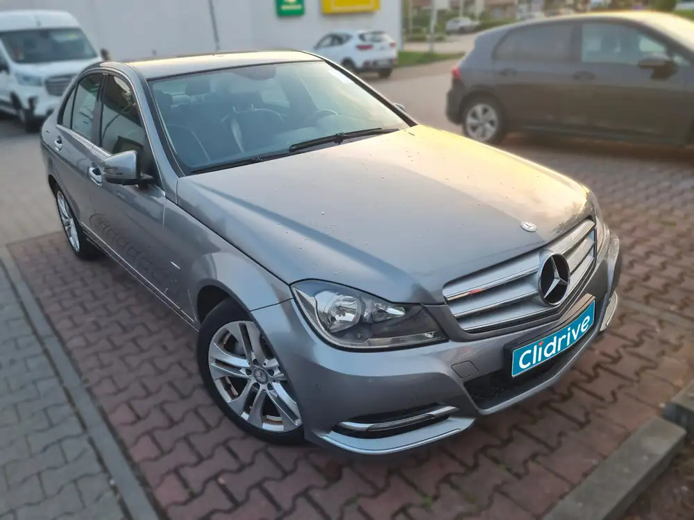 MERCEDES clase c
