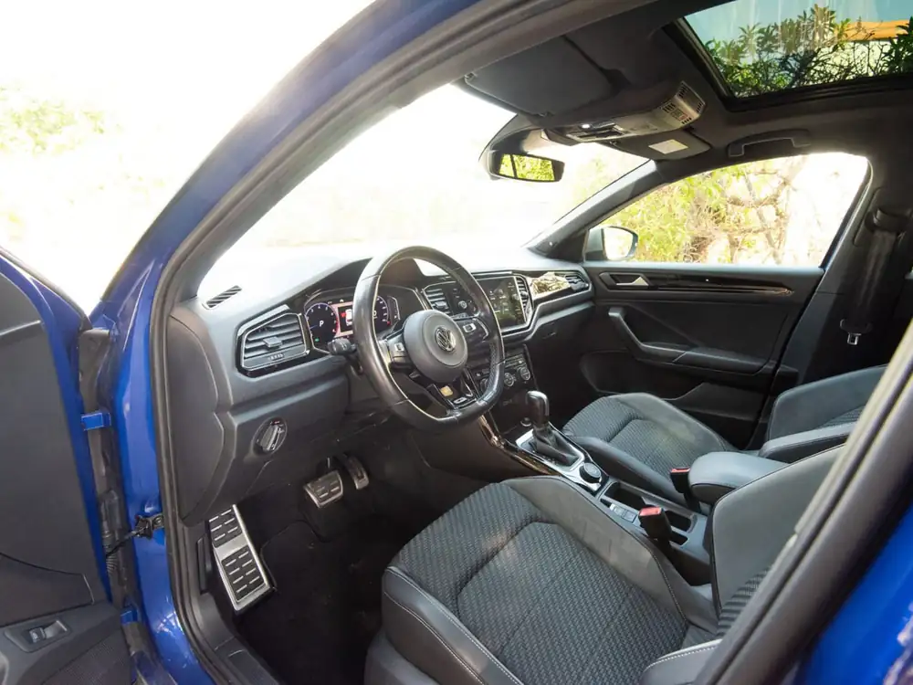VOLKSWAGEN t-roc