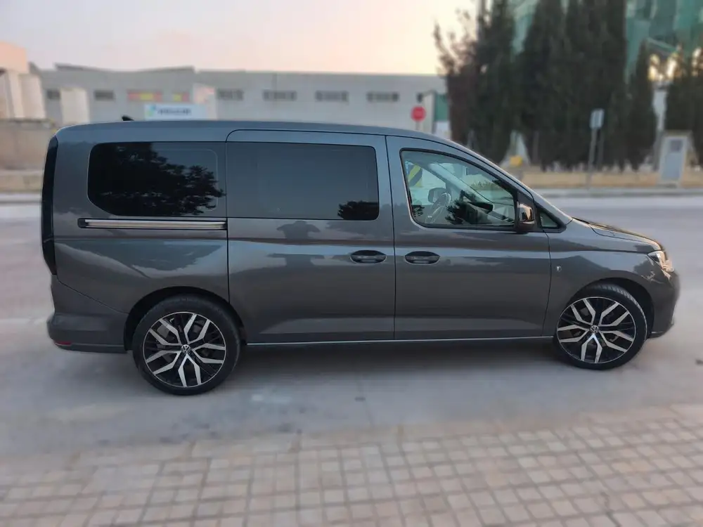 VOLKSWAGEN caddy