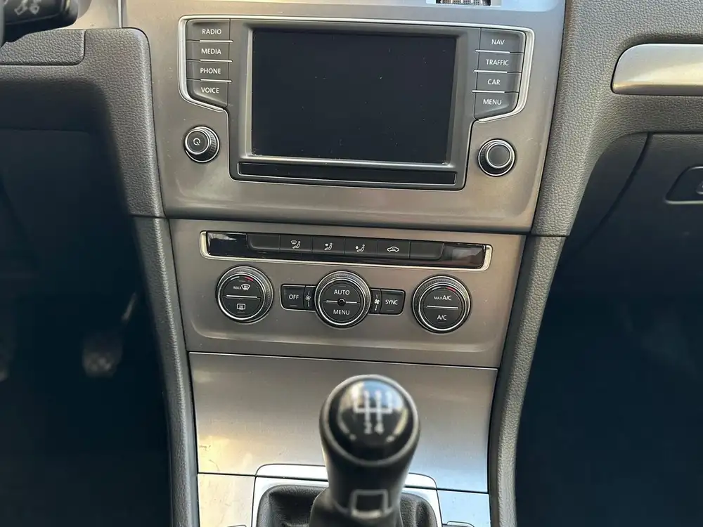 VOLKSWAGEN golf sportsvan