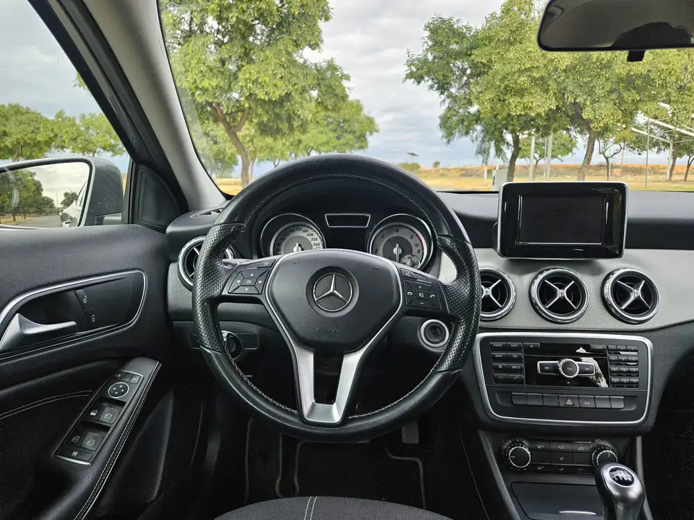 MERCEDES clase gla