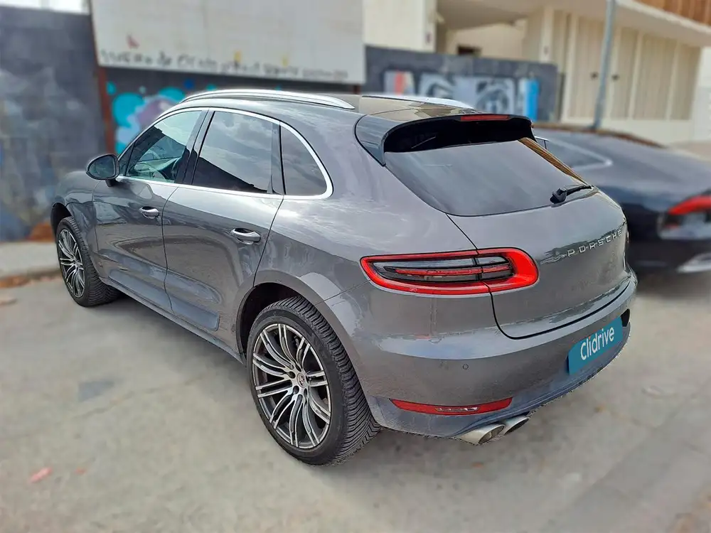 PORSCHE macan