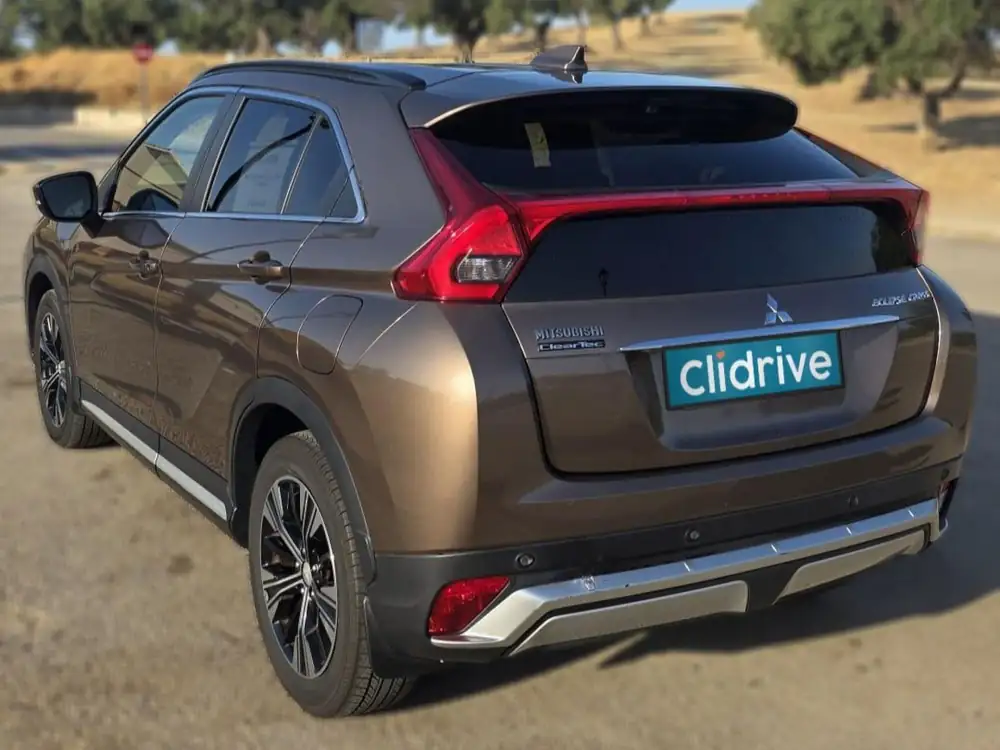 MITSUBISHI eclipse cross