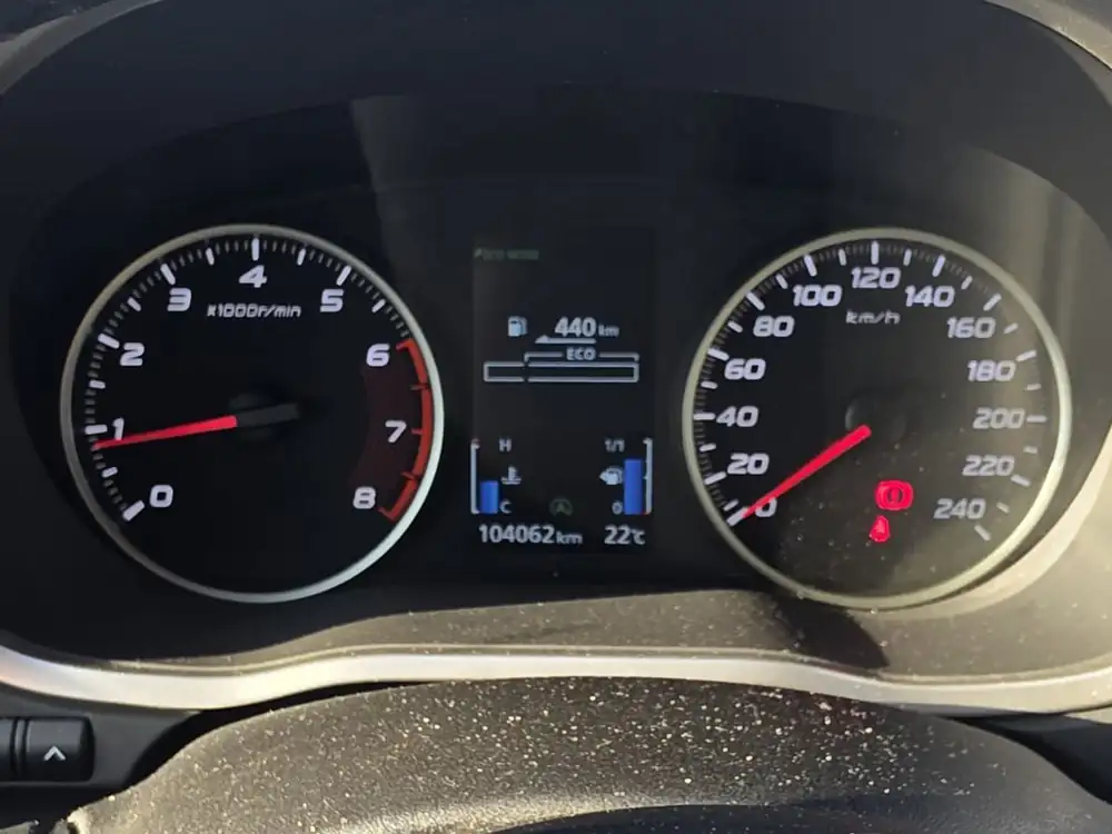 MITSUBISHI eclipse cross