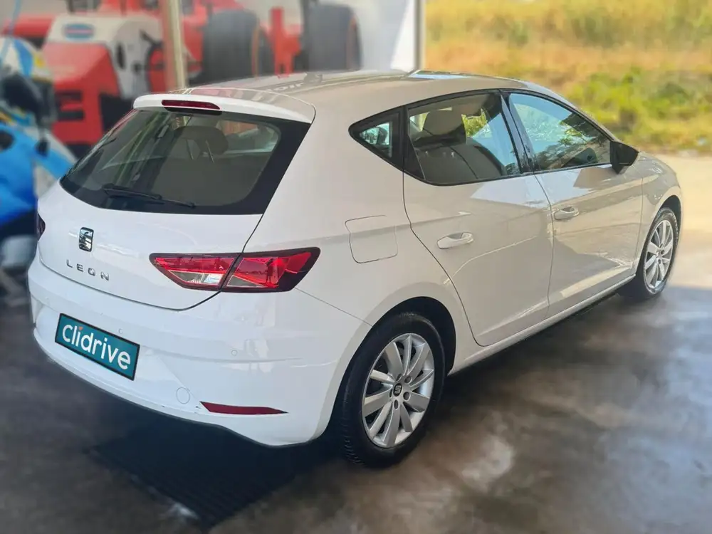 SEAT leon
