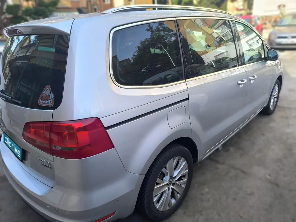 VOLKSWAGEN sharan