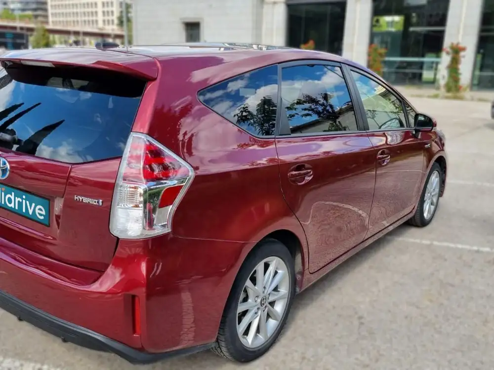 TOYOTA prius+