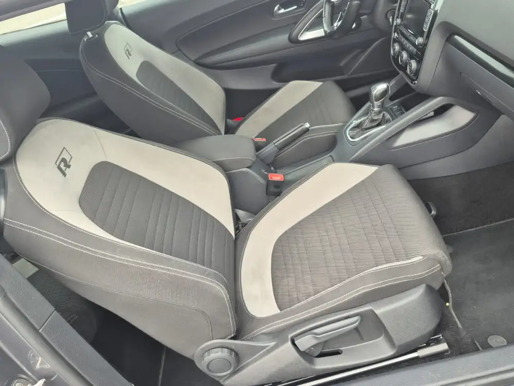 VOLKSWAGEN scirocco