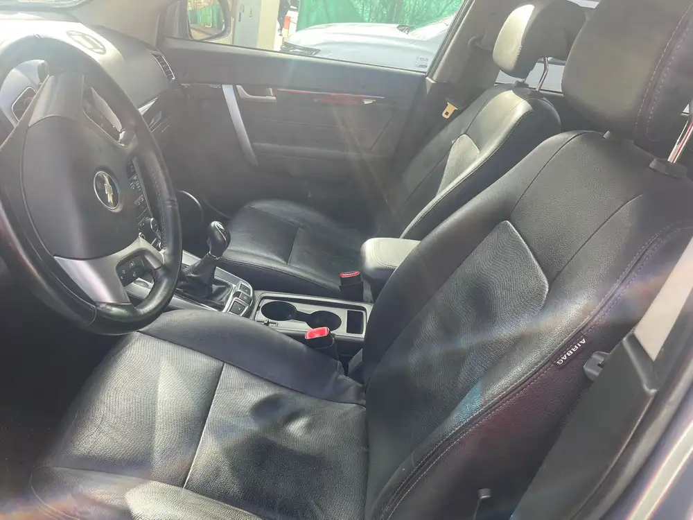 CHEVROLET captiva