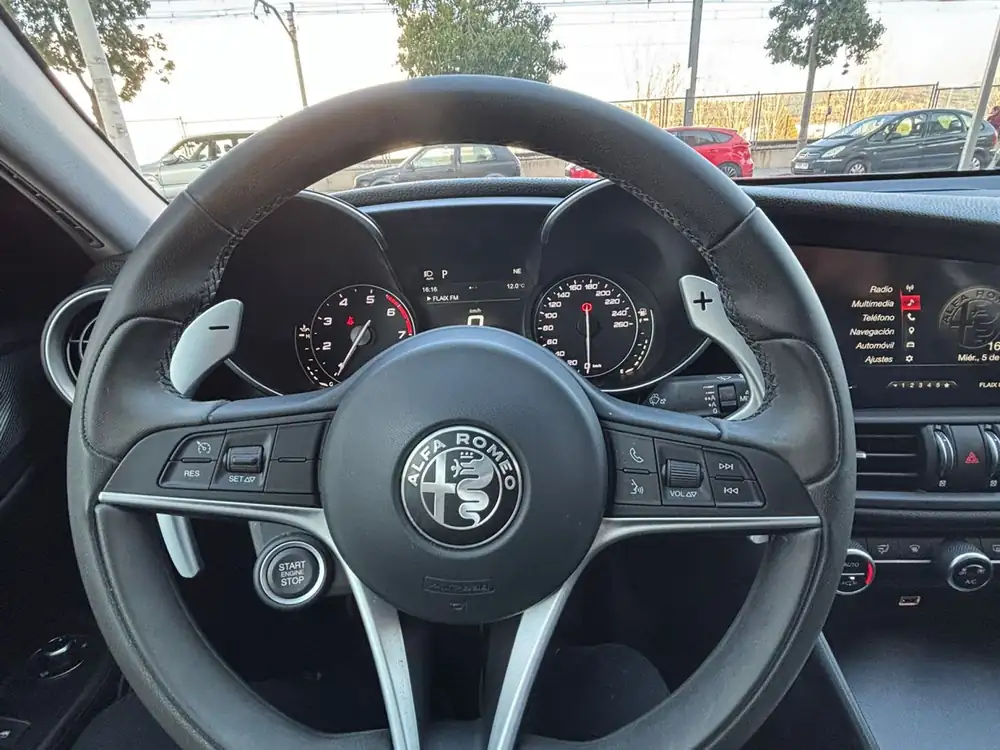 ALFA ROMEO giulia