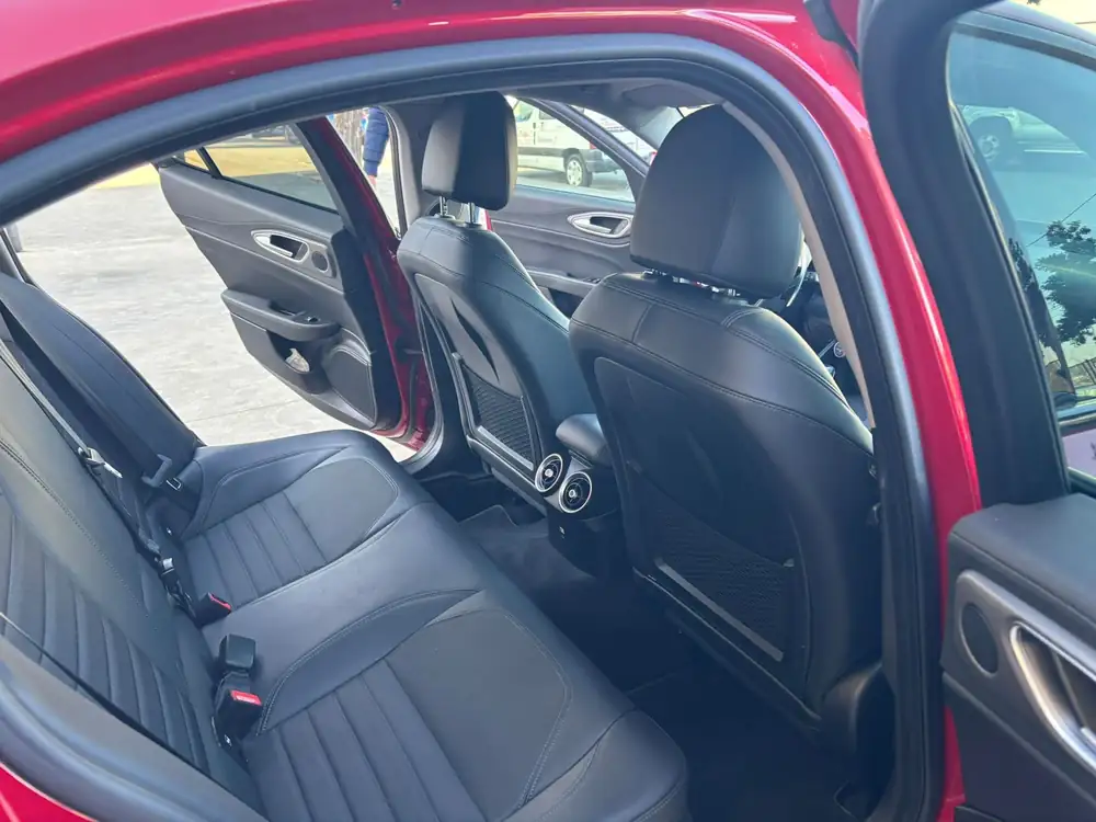 ALFA ROMEO giulia