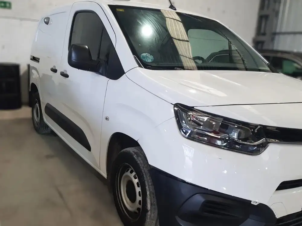TOYOTA proace city