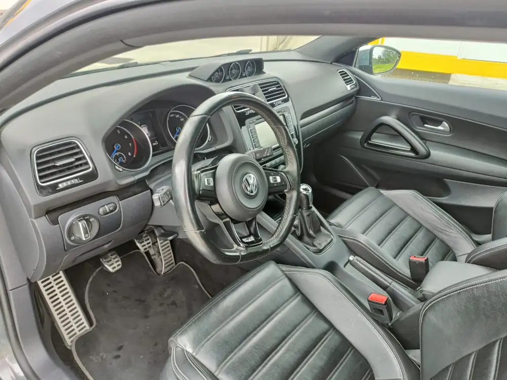 VOLKSWAGEN scirocco