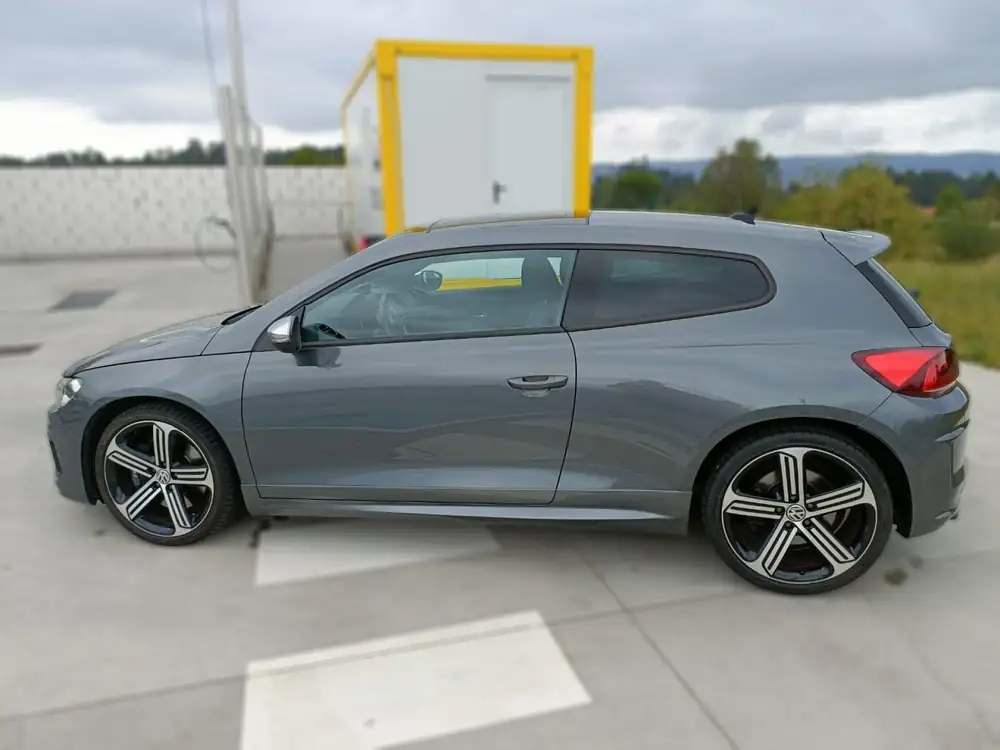 VOLKSWAGEN scirocco