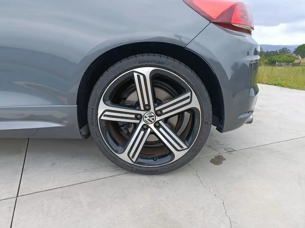 VOLKSWAGEN scirocco