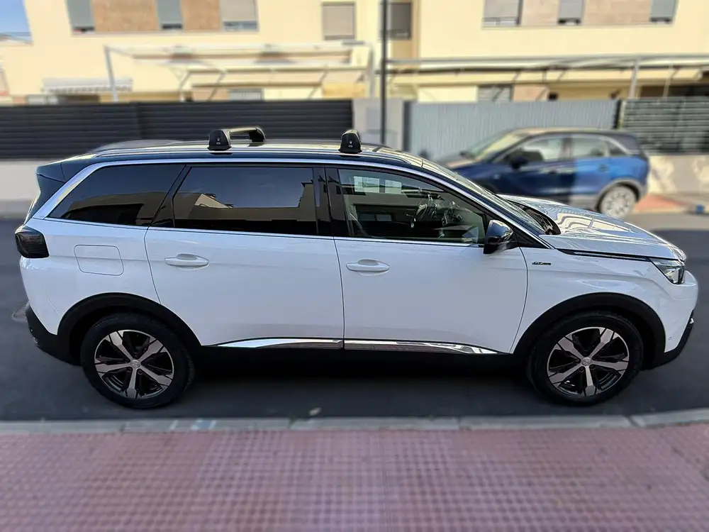 PEUGEOT 5008 - Foto 5 | Clidrive