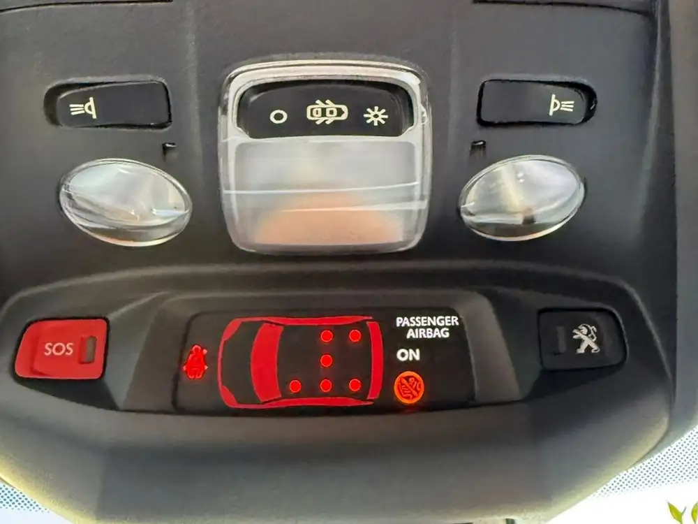 PEUGEOT 5008 - Foto 13 | Clidrive