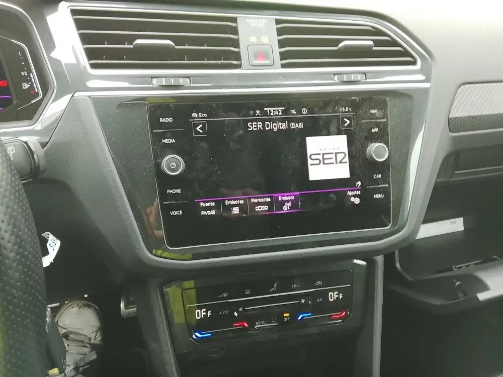 VOLKSWAGEN tiguan - Foto 16 | Clidrive