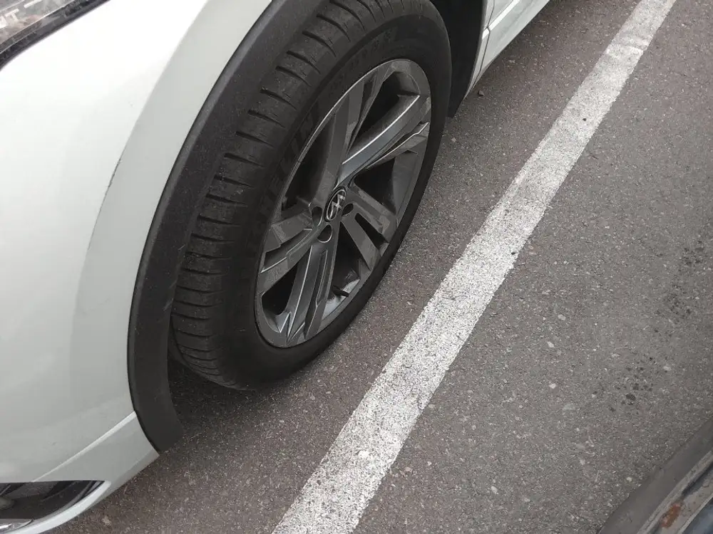 VOLKSWAGEN tiguan - Foto 19 | Clidrive