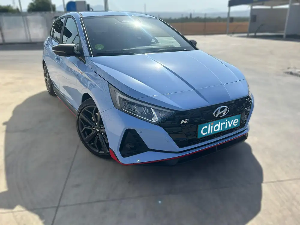 HYUNDAI i20