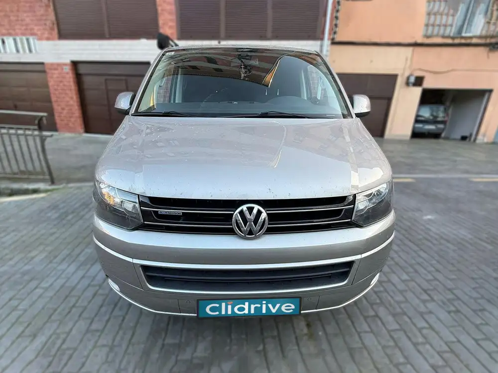 VOLKSWAGEN multivan