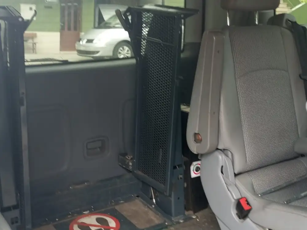 MERCEDES viano