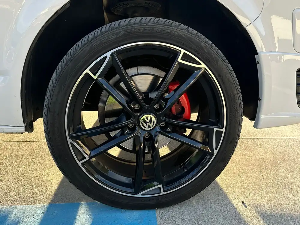 VOLKSWAGEN transporter