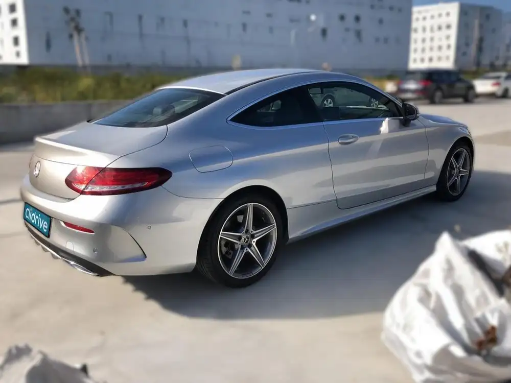MERCEDES clase c
