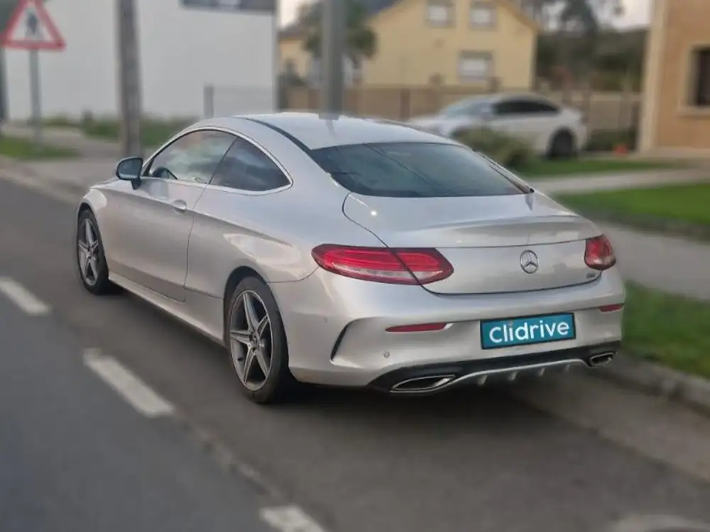 MERCEDES clase c