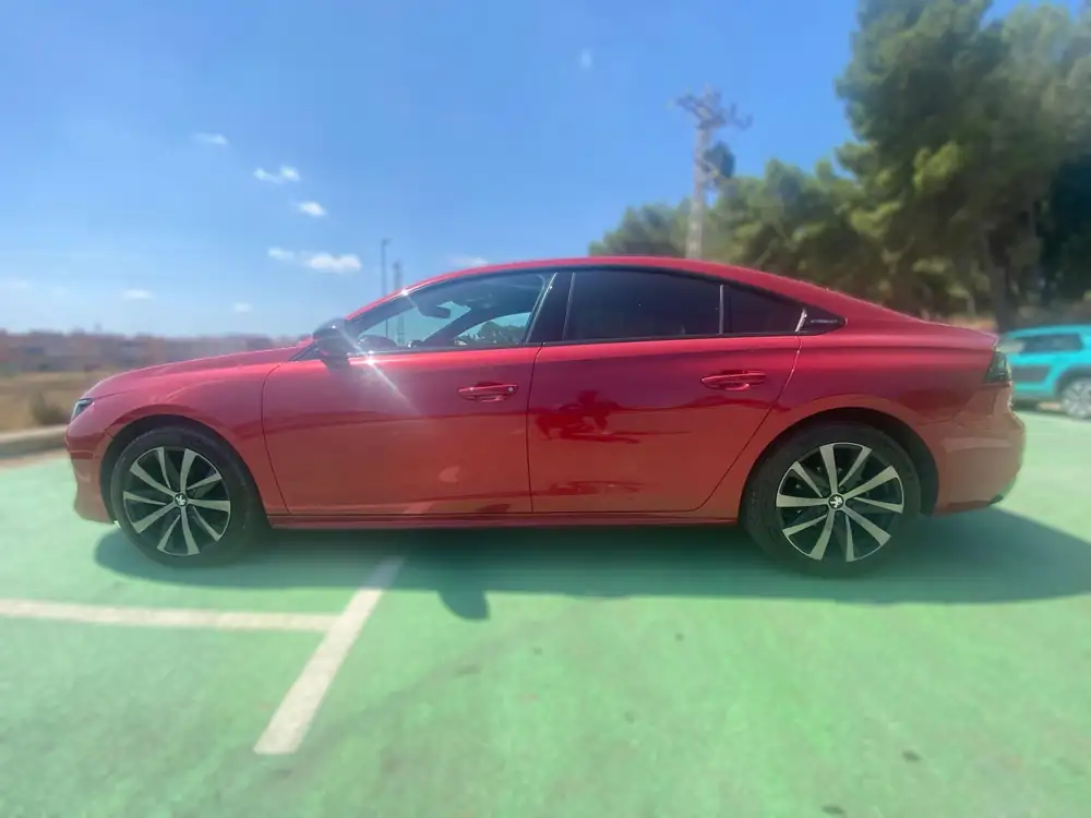 PEUGEOT 508
