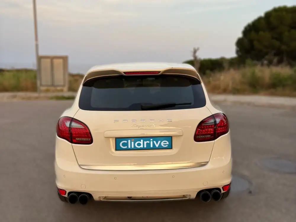 PORSCHE cayenne