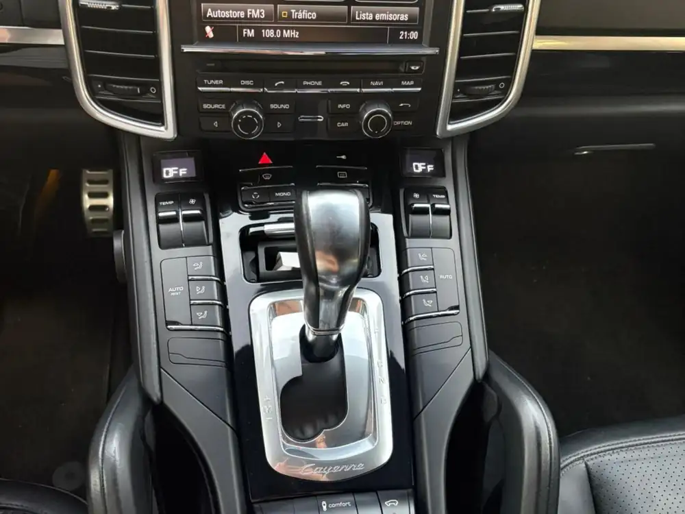 PORSCHE cayenne