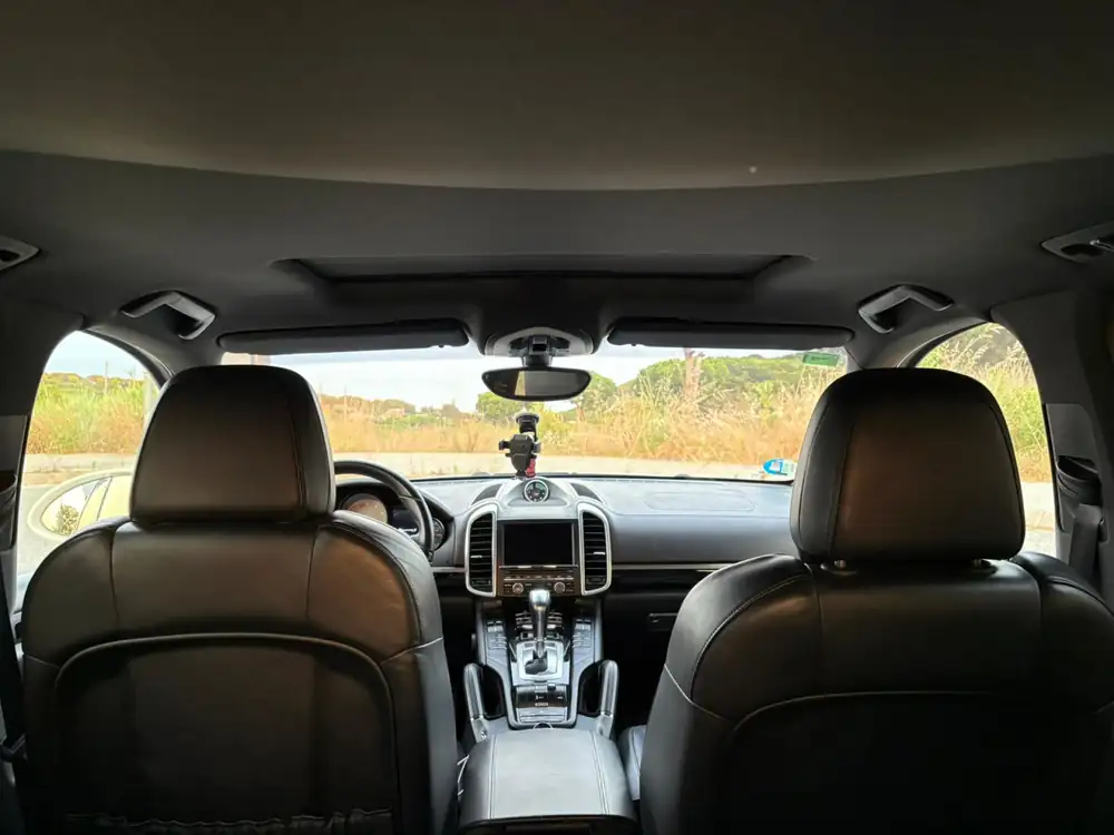 PORSCHE cayenne